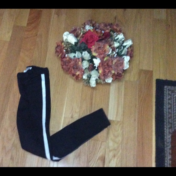 Jeans... - Picture 9 of 14